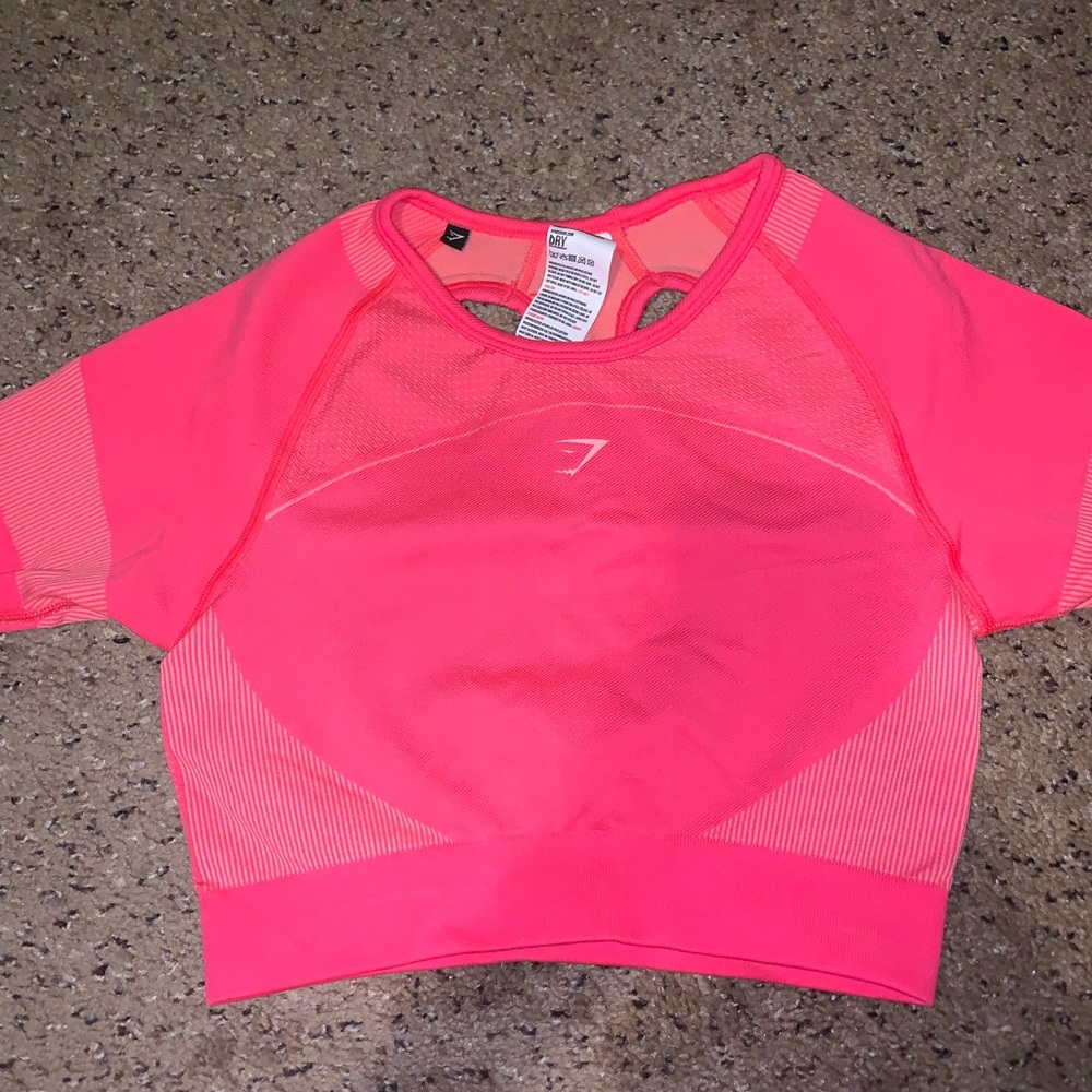 NWOT Gymshark crop